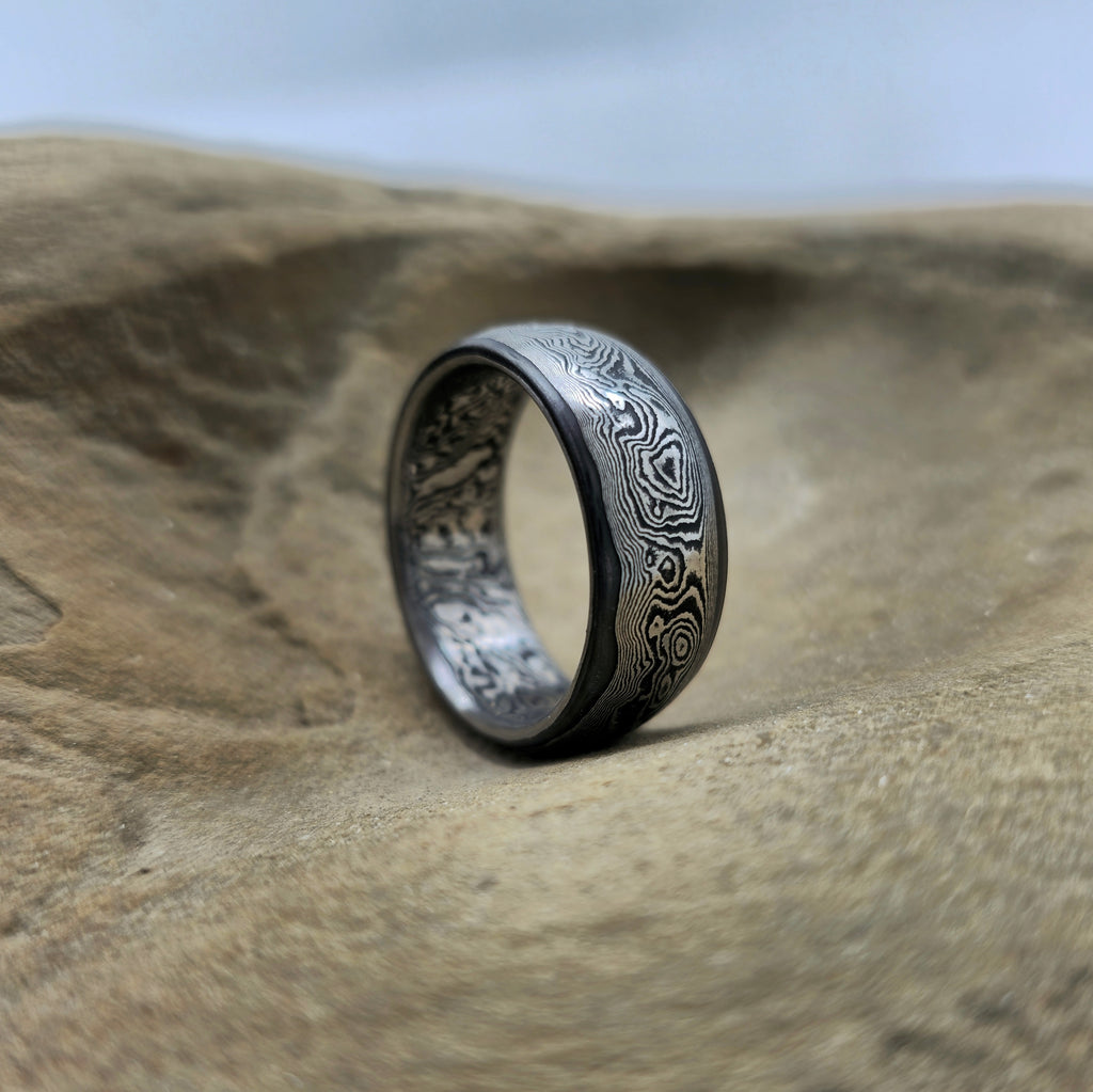 Anello forgiato in Acciaio Damasco inossidabile  Monoblocco con Anima San Mai "Katana soul"